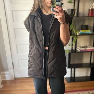 SHEIN Sleeveless Jacket/Vest